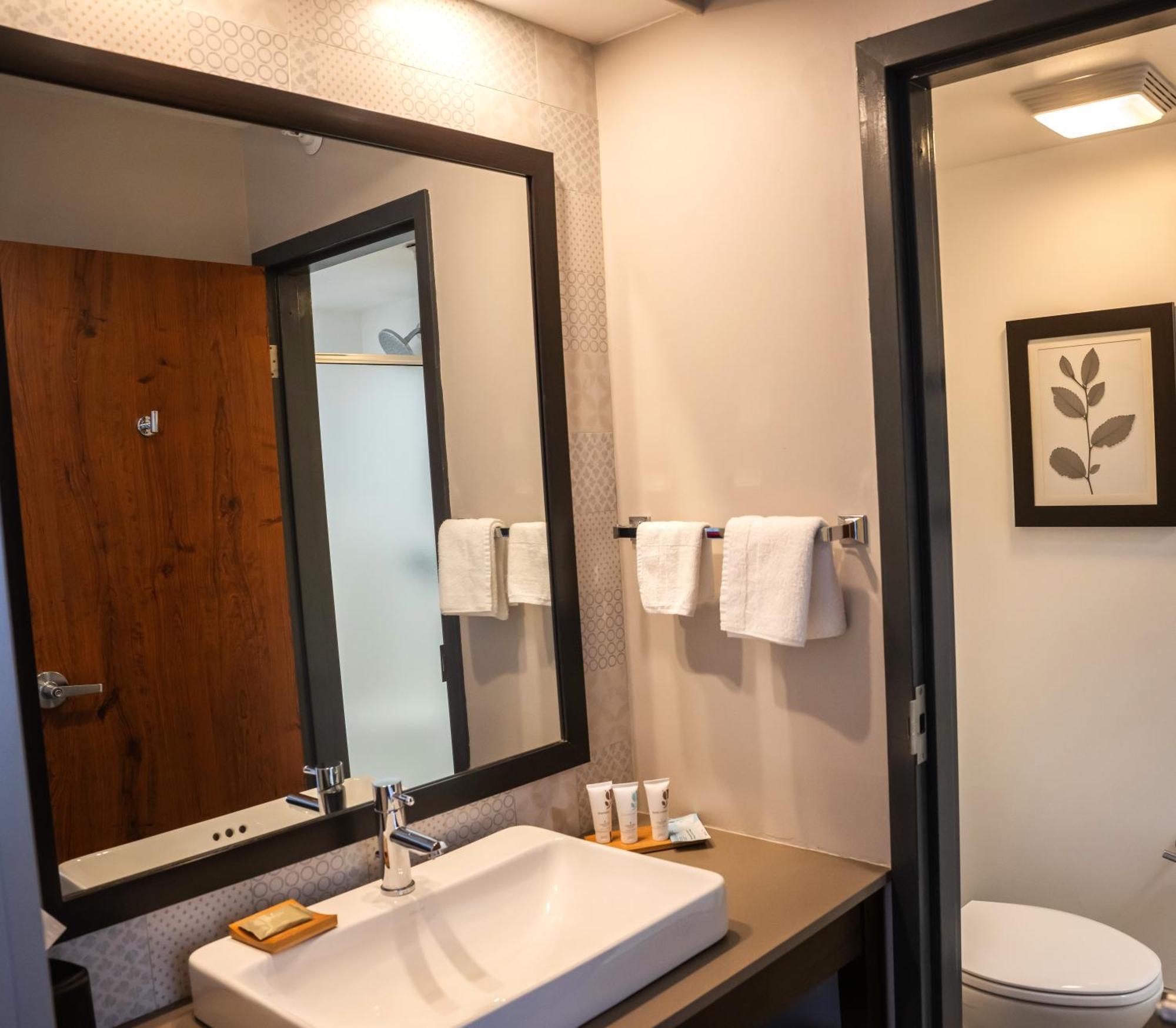 Country Inn & Suites By Radisson, Erie, Pa Kearsarge Экстерьер фото