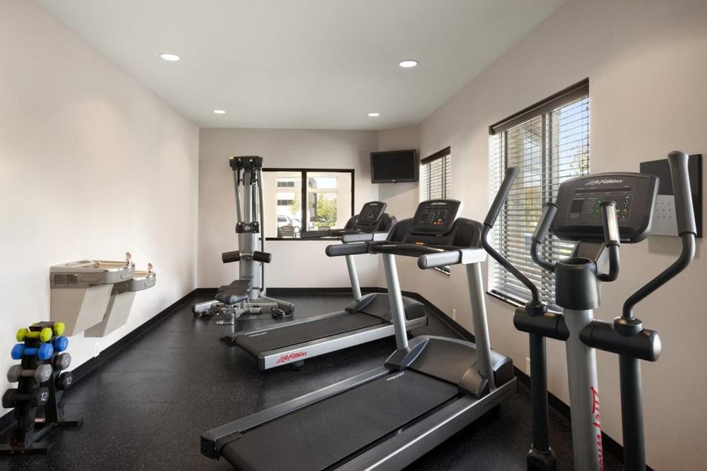 Country Inn & Suites By Radisson, Erie, Pa Kearsarge Экстерьер фото